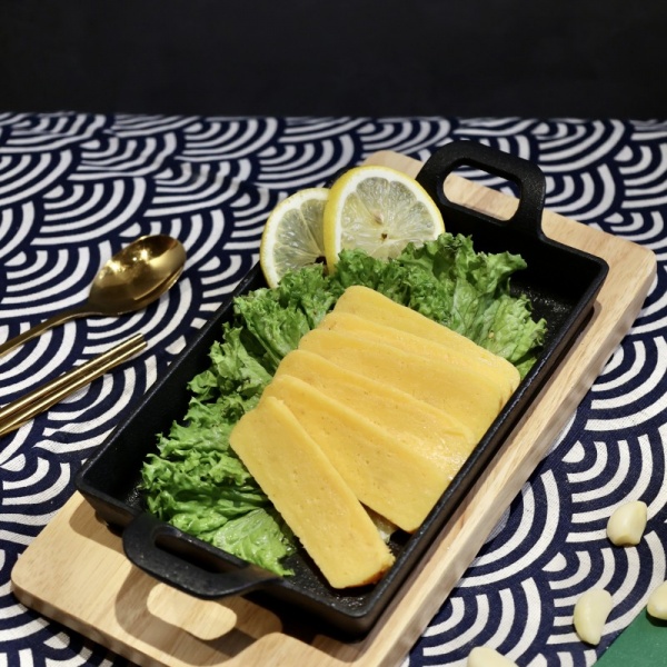 tamagoyaki_cooked_604462692